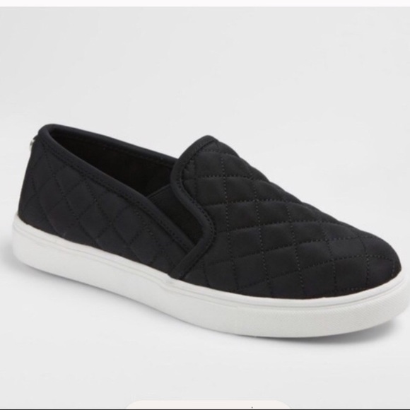 mossimo quilted sneakers